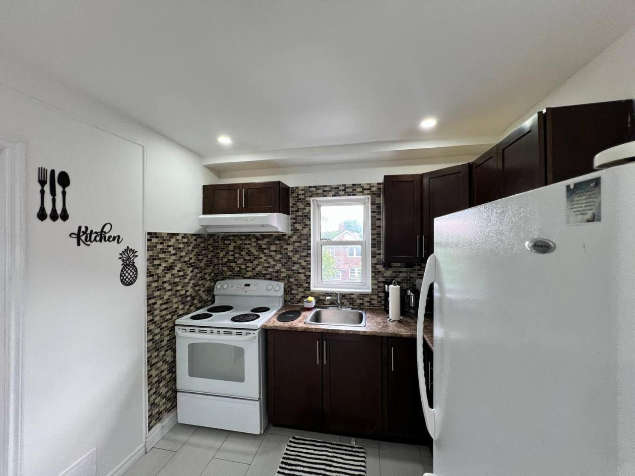 #1 Convvy-Nient Residence! Toronto Ngoại thất bức ảnh