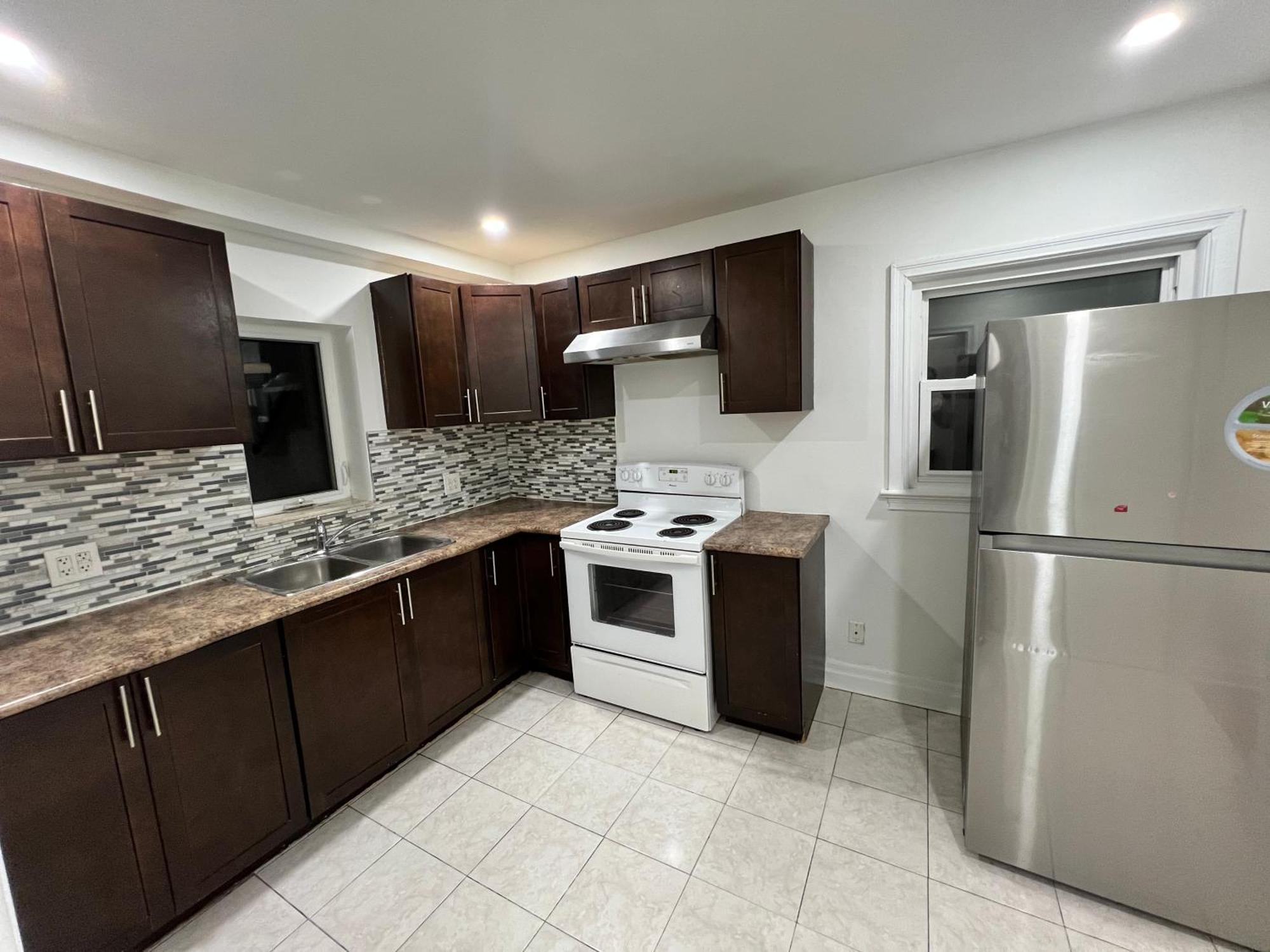 #1 Convvy-Nient Residence! Toronto Ngoại thất bức ảnh